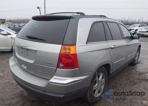 2004 Chrysler Pacifica из США, поврежденный, VIN 2C8GF68454R175622
